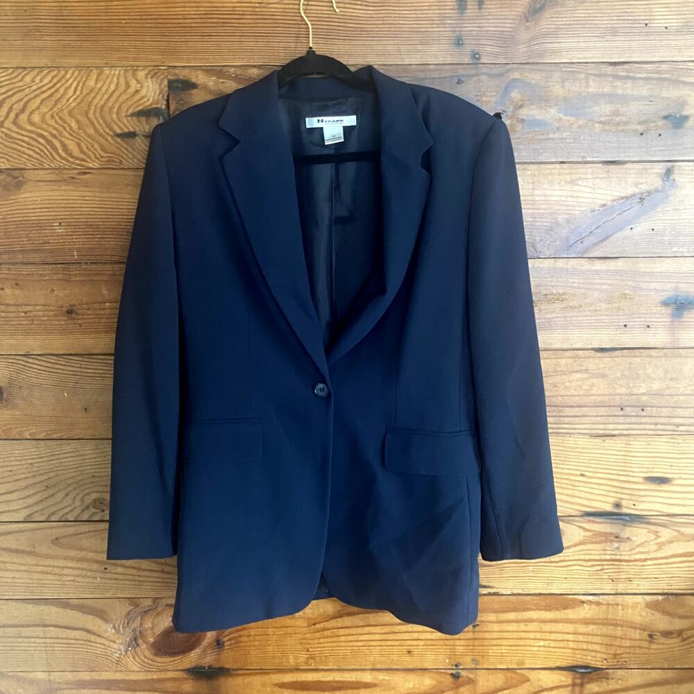 NyGard Black skirt and blazer suit size 12